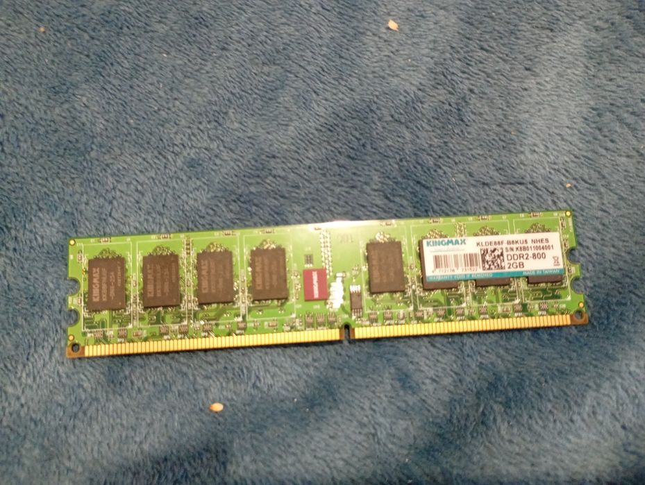 Ram kingmax de 2 GB