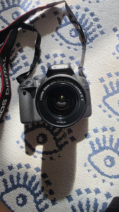 Фотоаппарат Canon EOS 550D