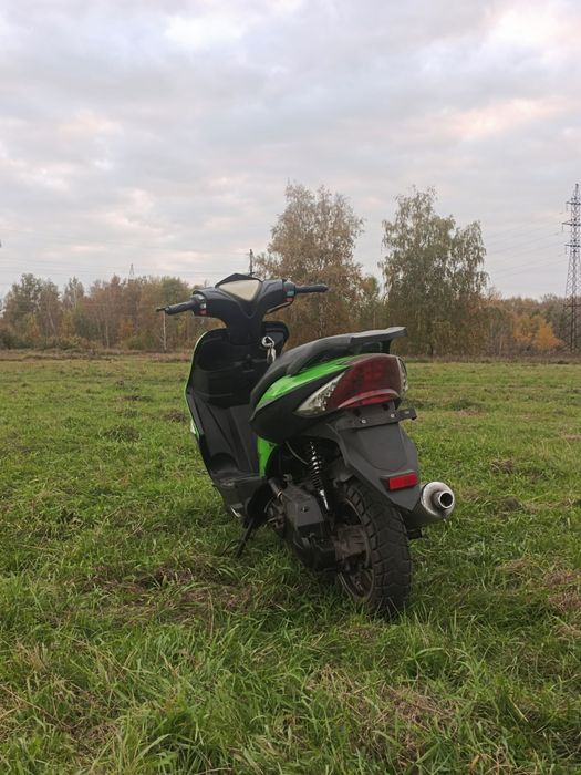 Продам скутер Racer Flame