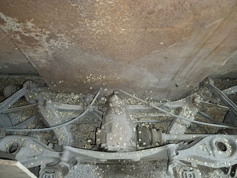 Продам редуктор с приводами на мерседес 124