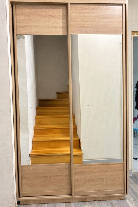 Диван раздвижной и шкаф купе