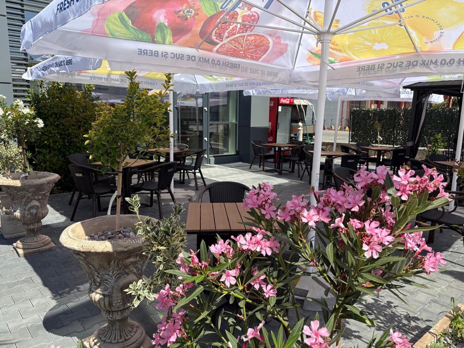 Restaurant ZOUK pentru evenimente : pachet basic: 1600 lei 40 persoane