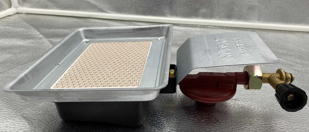 Mini soba pe gaz 1500W pentru camping si incalzire rapida