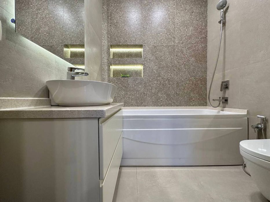 ЖК Nrg Oybek! Сдается новая 3х-ком квартира! В элит комплексе!