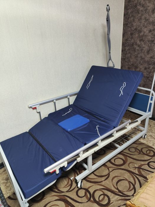 Медицинская кровать