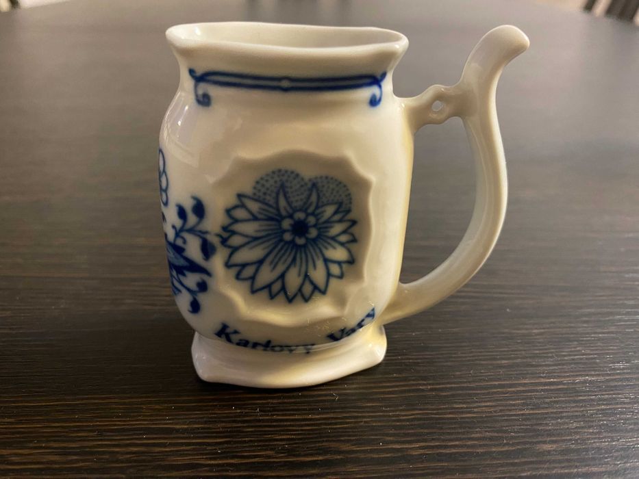 Кружки для питья минеральной воды,
