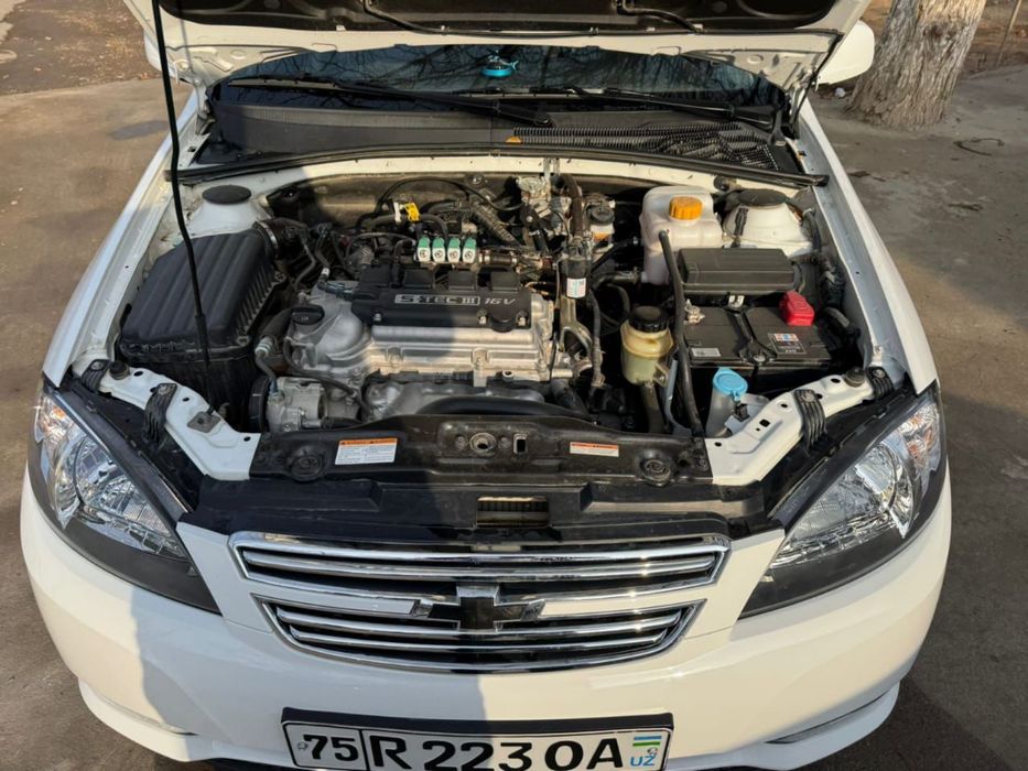 Шевролет джентра 2022.