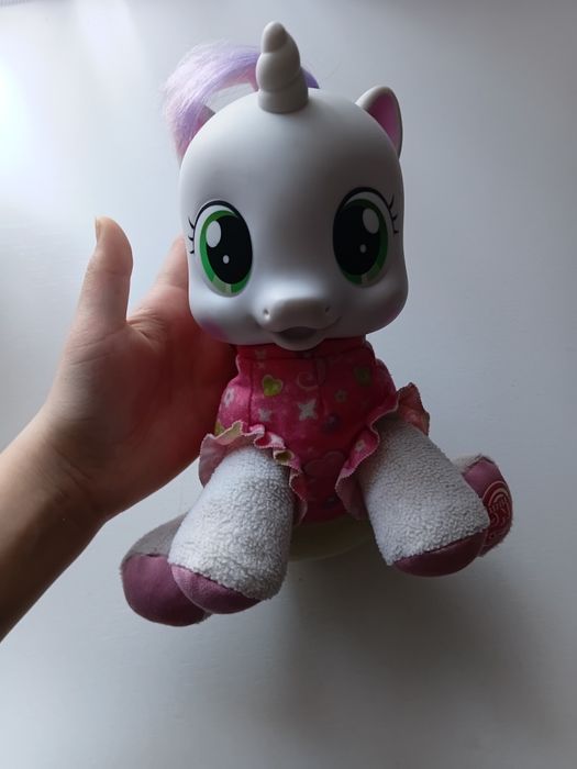 Игрушечный единорог