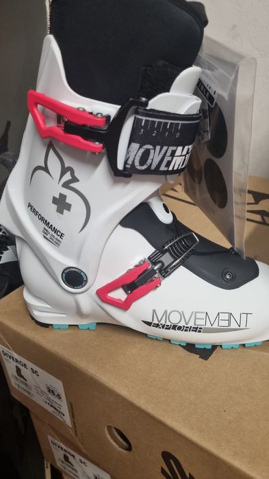 Clapari Movement,Hagan,Roxa, Fischer tură