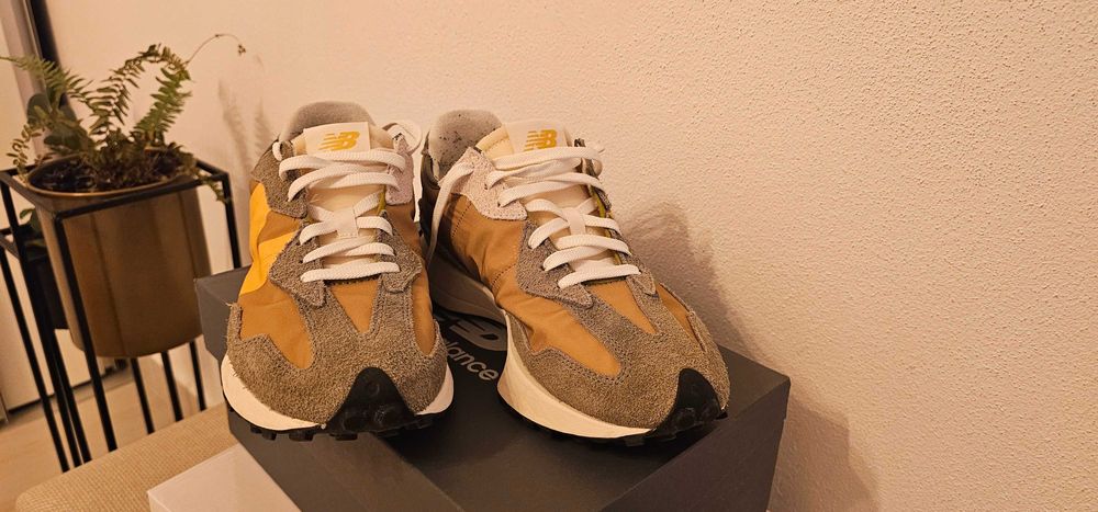 New Balance 327 marimea 42.5