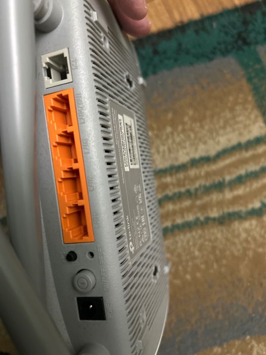 Продам вайфай роутер