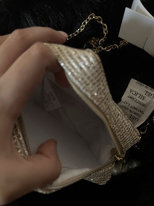 Чанти на марка Dior,Chanel и чадър