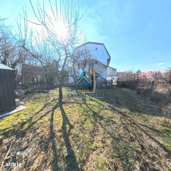 Două case în curte comună, 6 camere + 385 teren - zona semicentrală