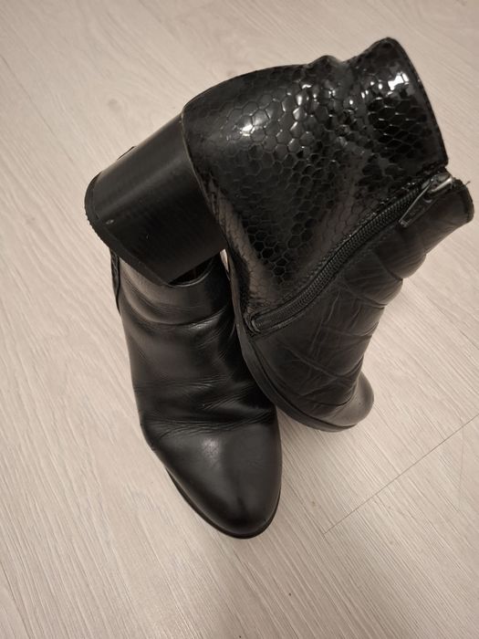 Vand incaltaminte din piele