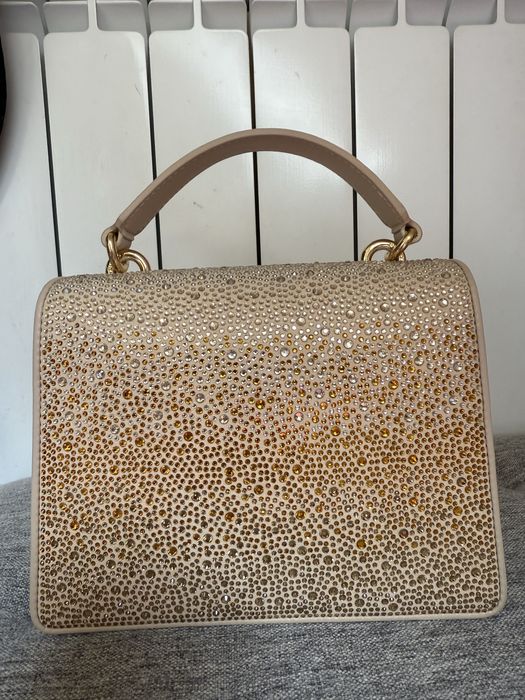 Чанта pinko с камъни