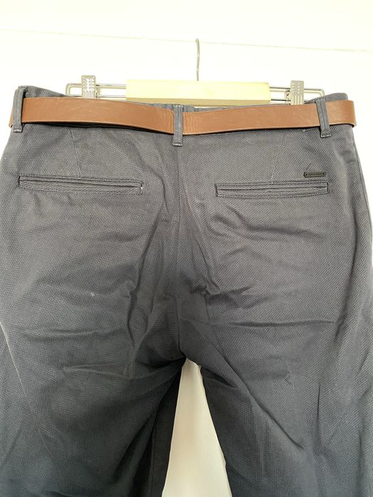 Pantaloni chino