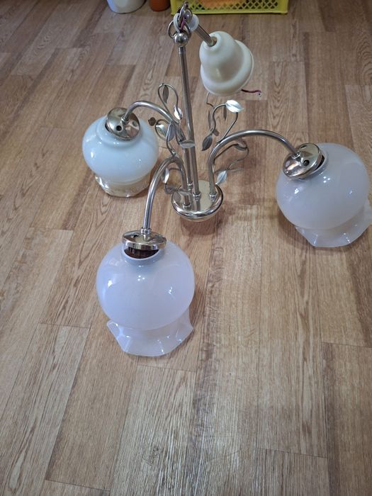 Люстра 3-х рожковая