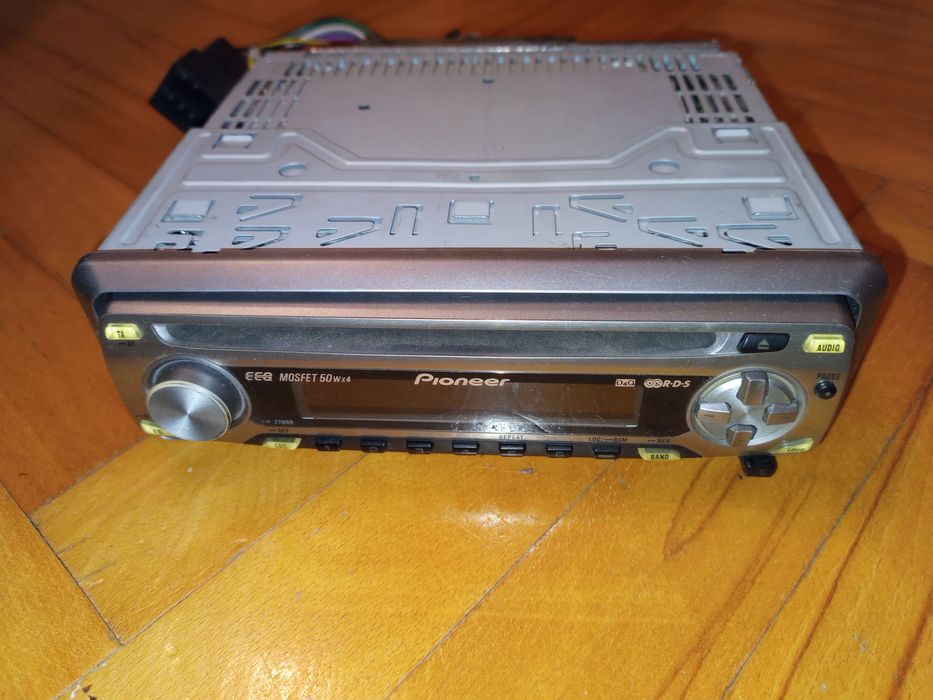 Авто CD  плеар Pioneer DEH-2700 R