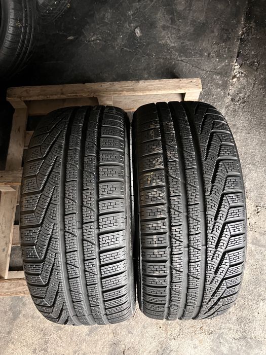 2 anvelope iarna 245/35/20 , Pirelli , DOT 2020 , 7.2 mm