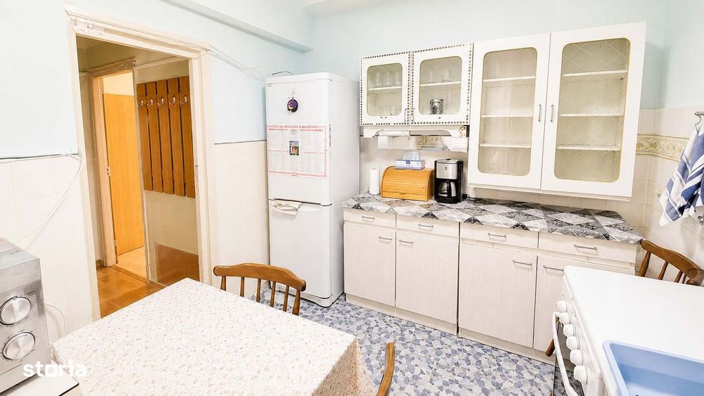 De vânzare apartament cu 2 camere, pe strada Horea