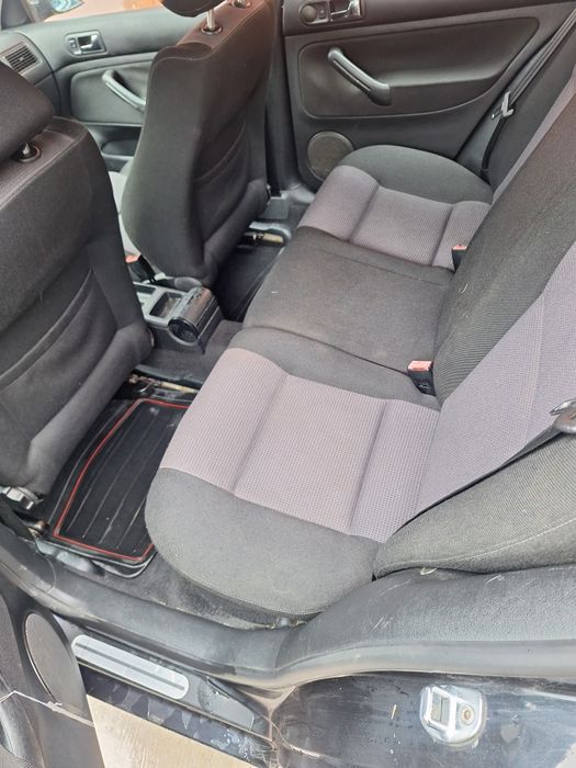 Volkswagen Golf 4Capacitate motor: 1,6