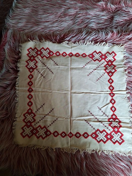 Текстилни карета и покривки.