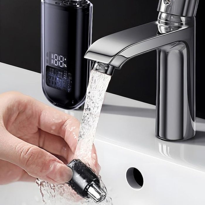 Aparat pentru tuns parul din nas