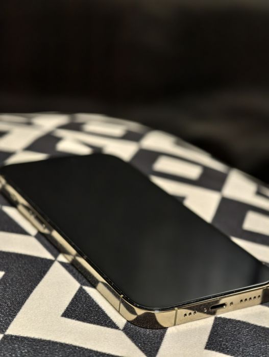 Iphone 14 pro 256gb gold