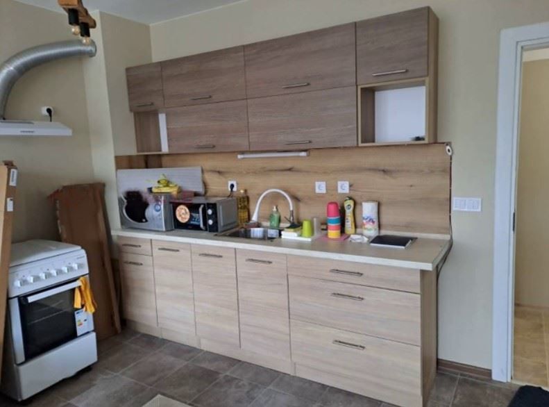 Дава се под наем Тристаен апартамент в София, Подуяне - 87 кв.м за 647.19 € - Снимка #2