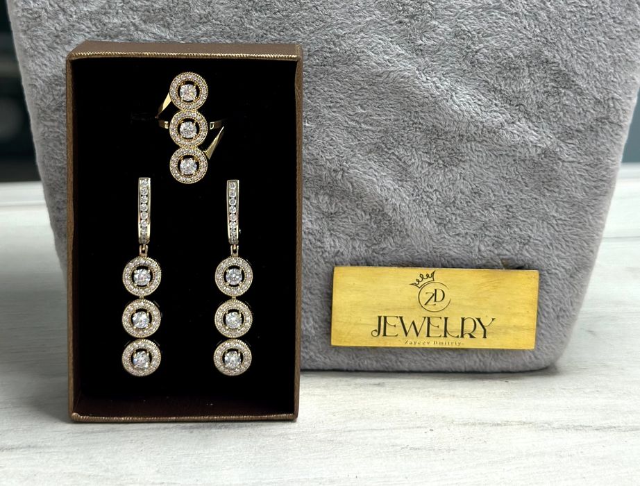 Женский золотой комплект