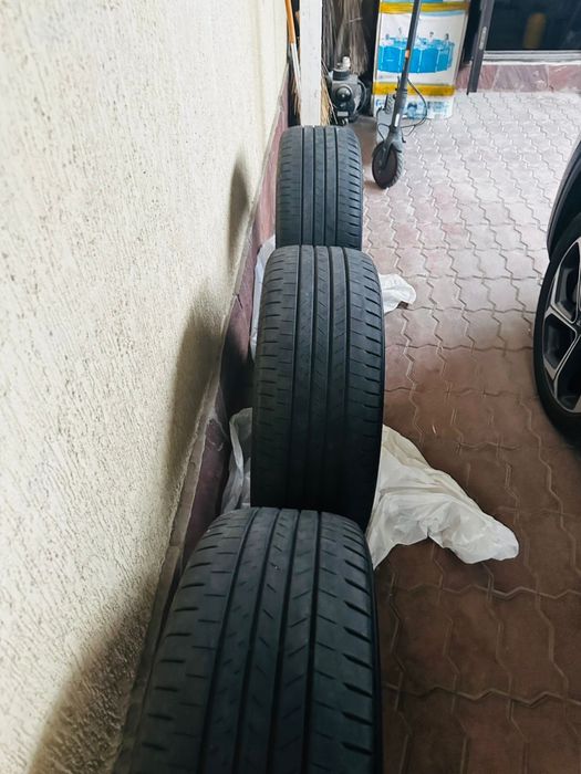 Летняя резина Bridgestone 255/45 R20