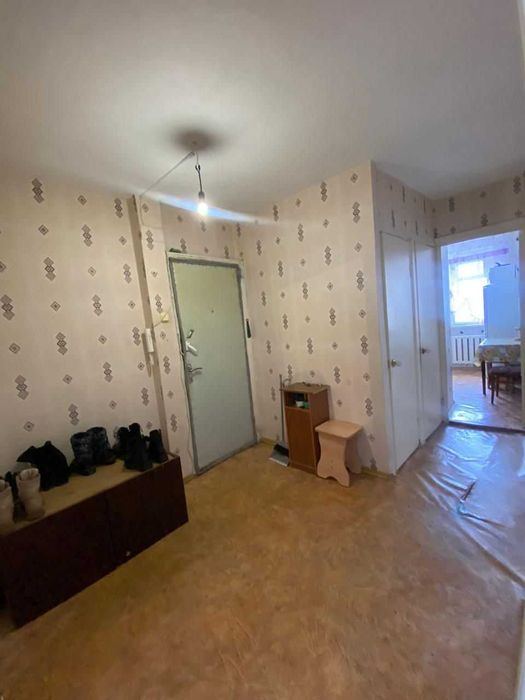 3-х комнатная 9 мкр.