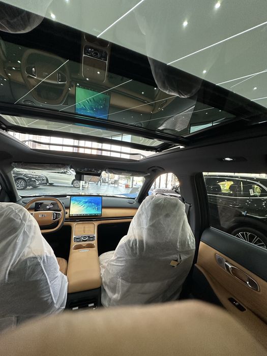 Byd Championga konkurent Geely EX5 Hybrid