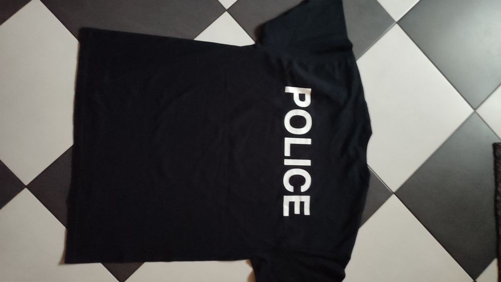 Tricou Police nou