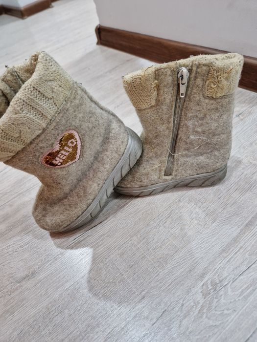 Зимние уги для девочек