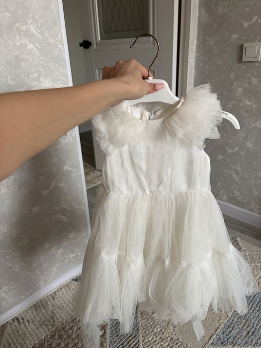 Пальто, джинсовая куртка, платья для девочек