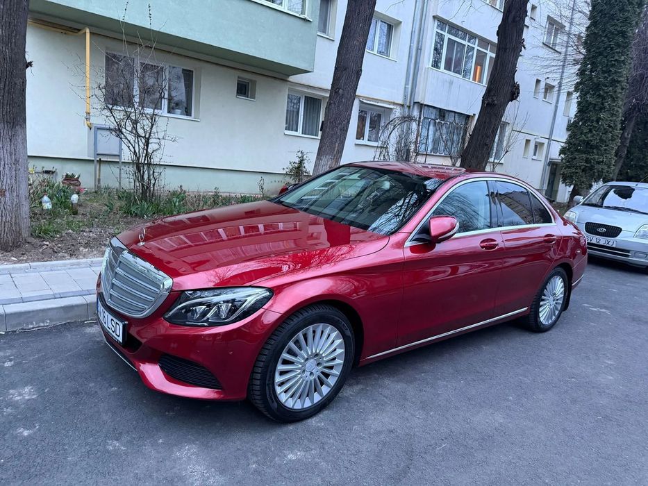 Mercedes-Benz C Se vinde Mercedes-Benz C-Class W205 C220 BlueTEC, o mașină elegantă, c