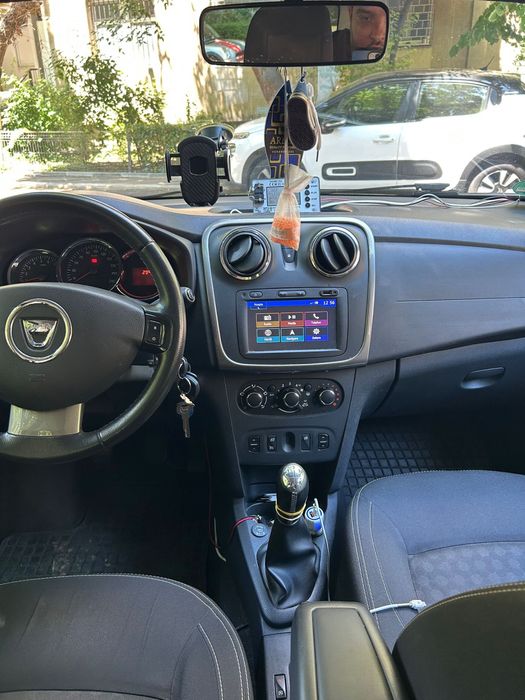 Cesionez licenta taxi + auto dacia Logan MCV sau schimb cu auto