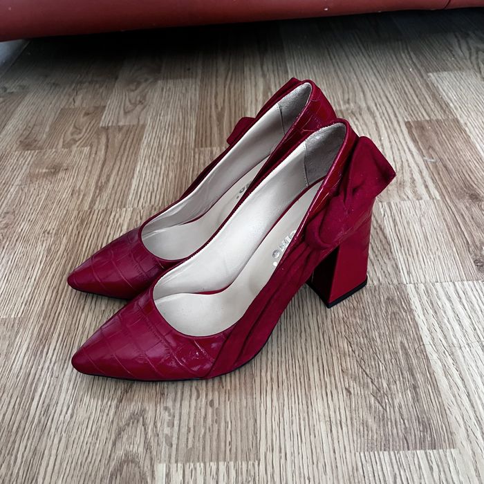 Туфли TUCINO красные