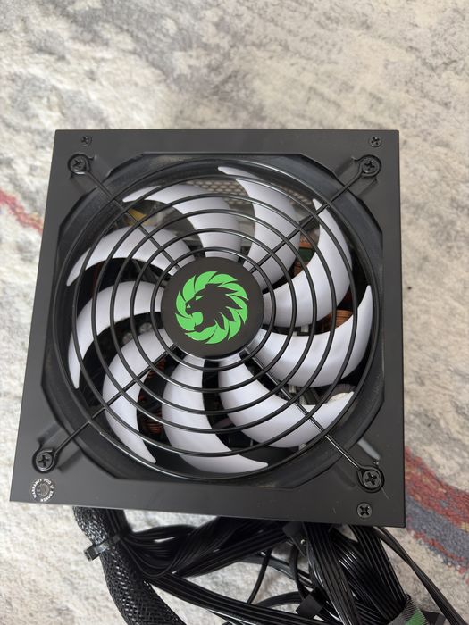 Блок питания gamemax 650w