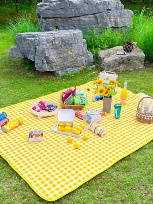 Piknik kovrik Piknik tushagi qatlama