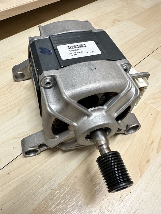 Електромотор от пералня Hoover