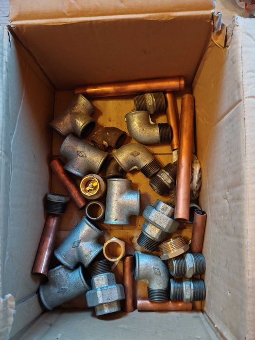 Robinete și diverse