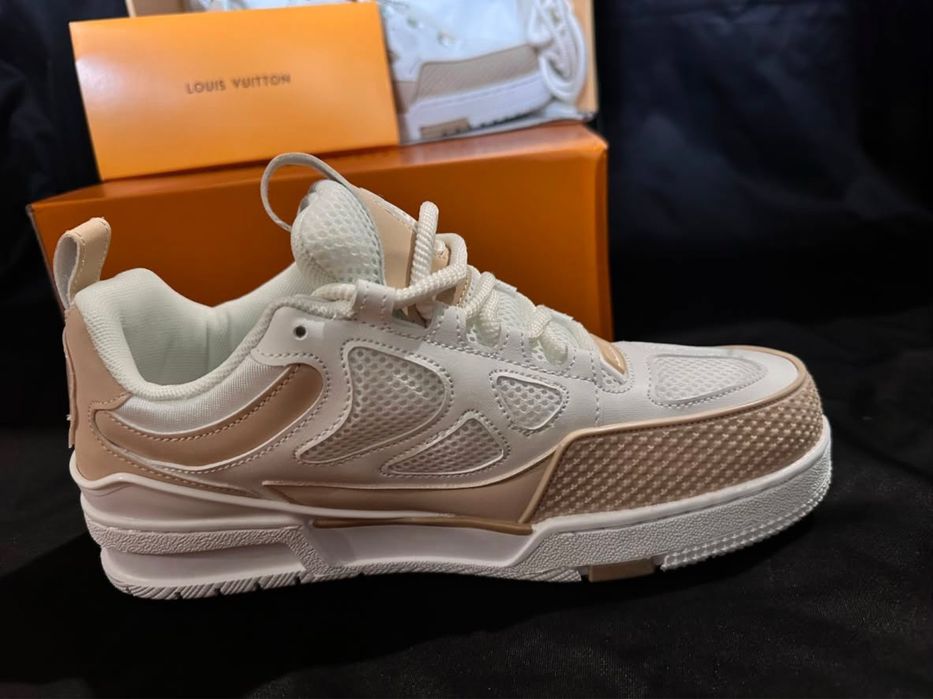 Louis Vuitton Skate 43, full box premium
