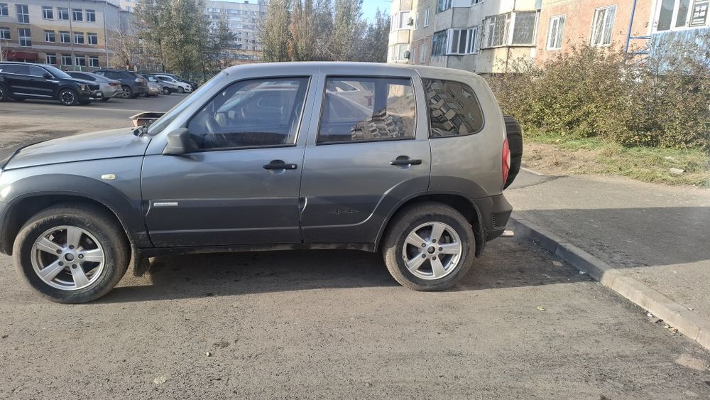 нива шевроле 2015 г.в