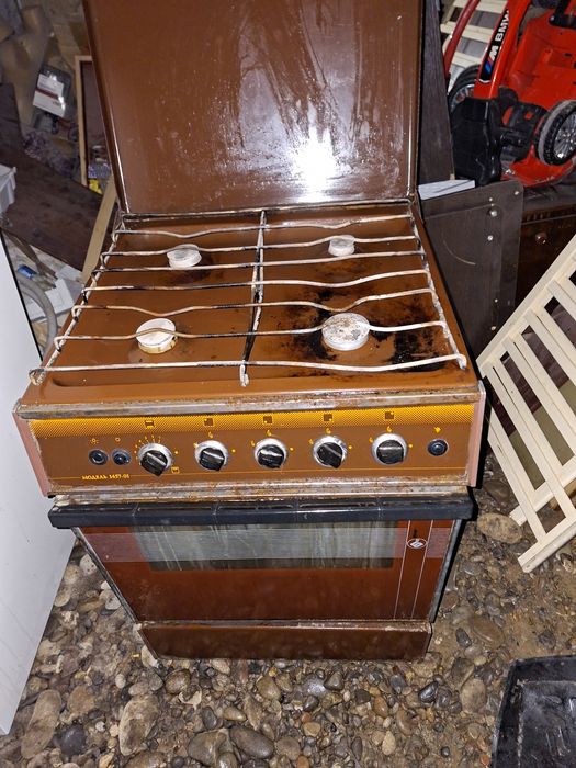 Газ плита сотилади