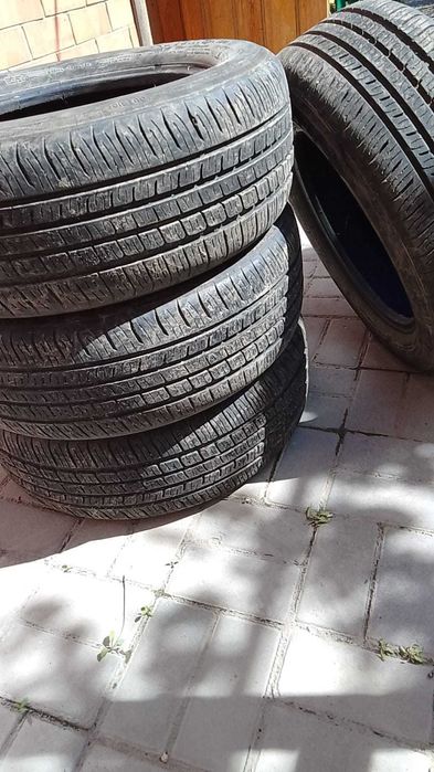 Продам резину на Ниву