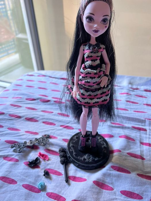 Монстър хай / Monster high