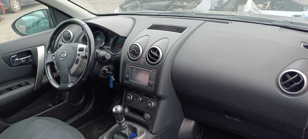 Nissan Qashqai 1.6i / 1.5DCi 2010-2014г. на части