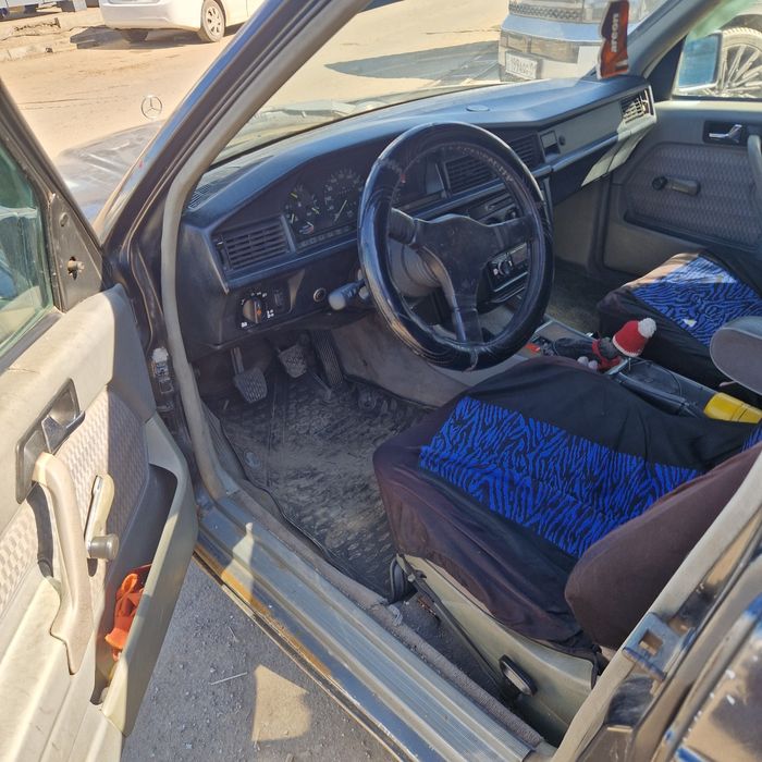 Мерседес бес 190